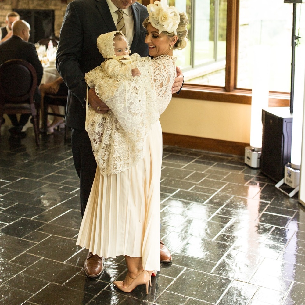 Lace and pleat dress. Cream